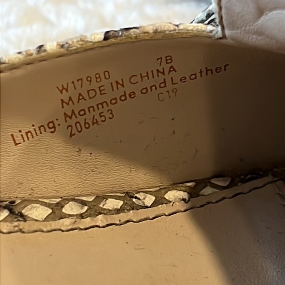 Cole Haan Emily Black Gray Python Print Womens Slip On Leather Mules Size 7B - Picture 8 of 8